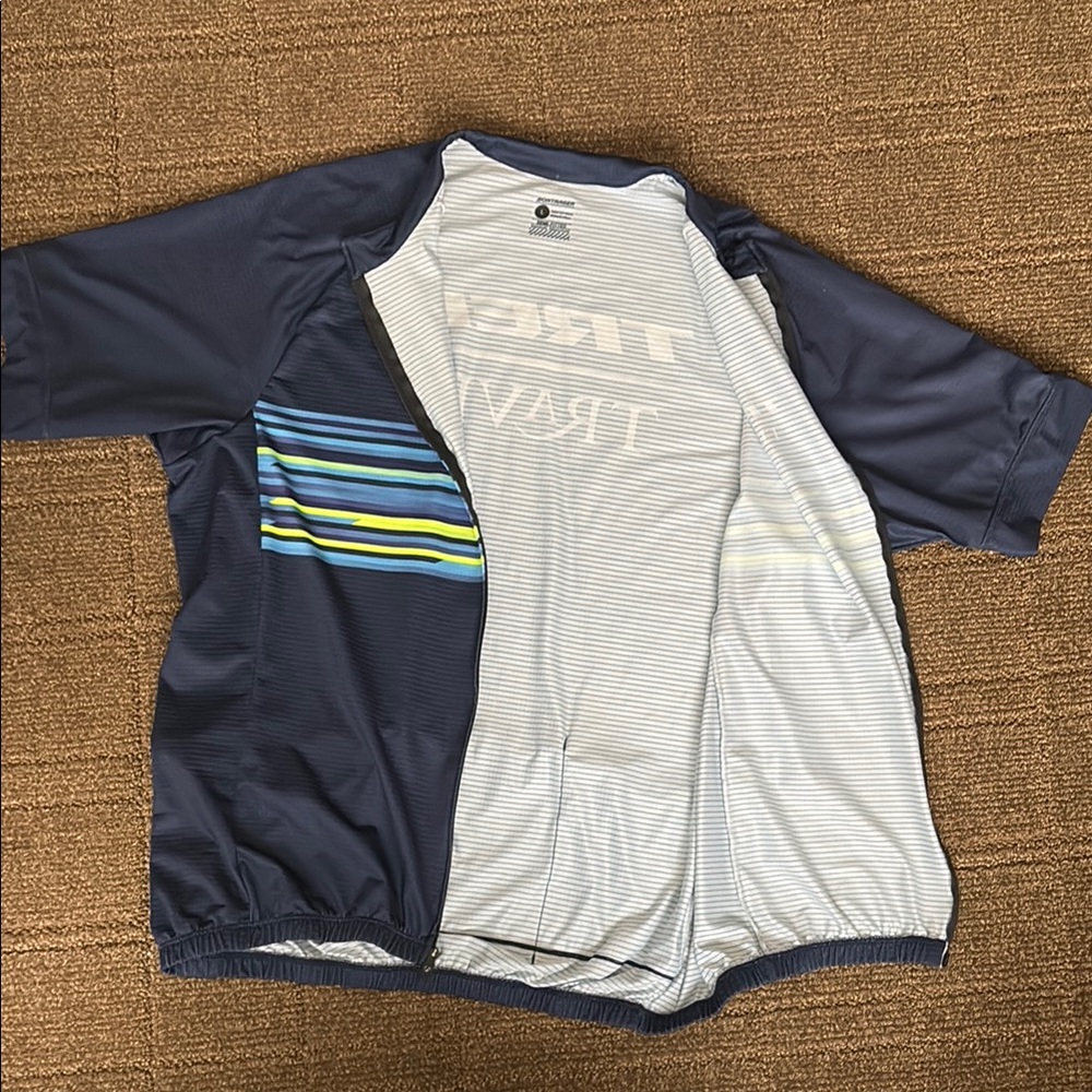 Trek Travel Cycling Jersey L Semi Fitted